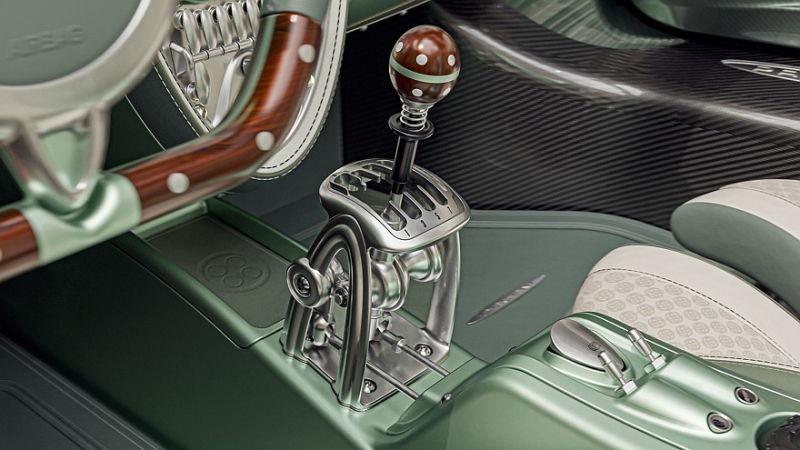 Pagani Huayra Codalunga Speedster: длинный хвост, съёмная крыша и 7-ступенчатая МКП