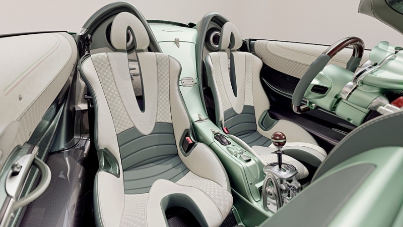 Pagani Huayra Codalunga Speedster: длинный хвост, съёмная крыша и 7-ступенчатая МКП