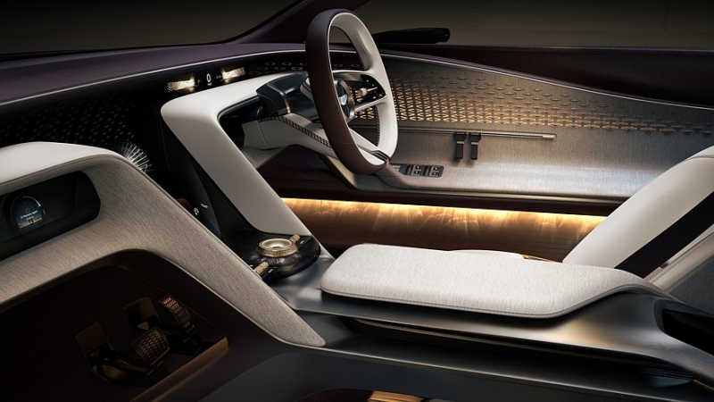 Программный концепт Bentley EXP 15: асимметричное кросс-купе без круглых фар