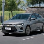 Теряющий покупателей Chevrolet Onix пережил рестайлинг: официальные фото