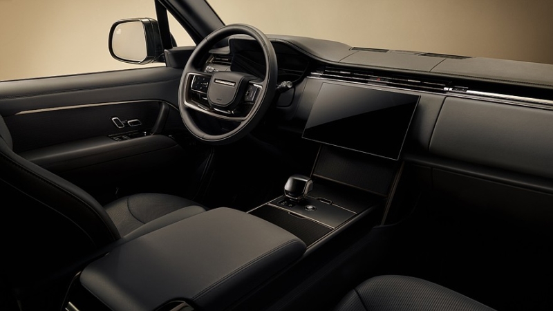 У внедорожника Range Rover SV появилась новая «затемнённая» версия для меломанов