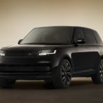У внедорожника Range Rover SV появилась новая «затемнённая» версия для меломанов